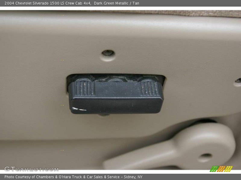 Dark Green Metallic / Tan 2004 Chevrolet Silverado 1500 LS Crew Cab 4x4