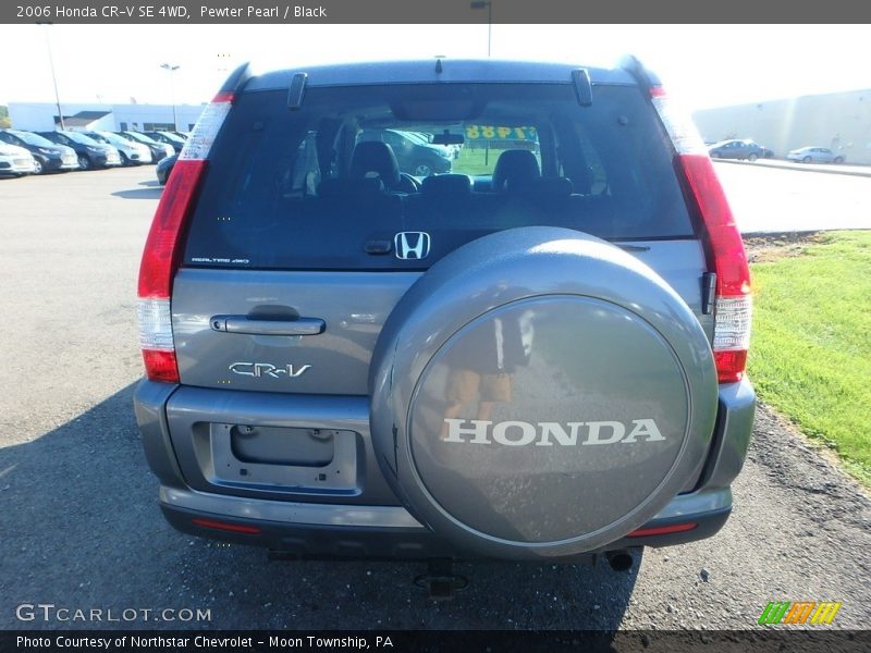 Pewter Pearl / Black 2006 Honda CR-V SE 4WD