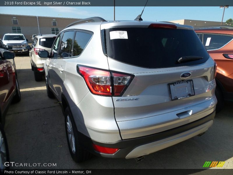 Ingot Silver / Charcoal Black 2018 Ford Escape SE