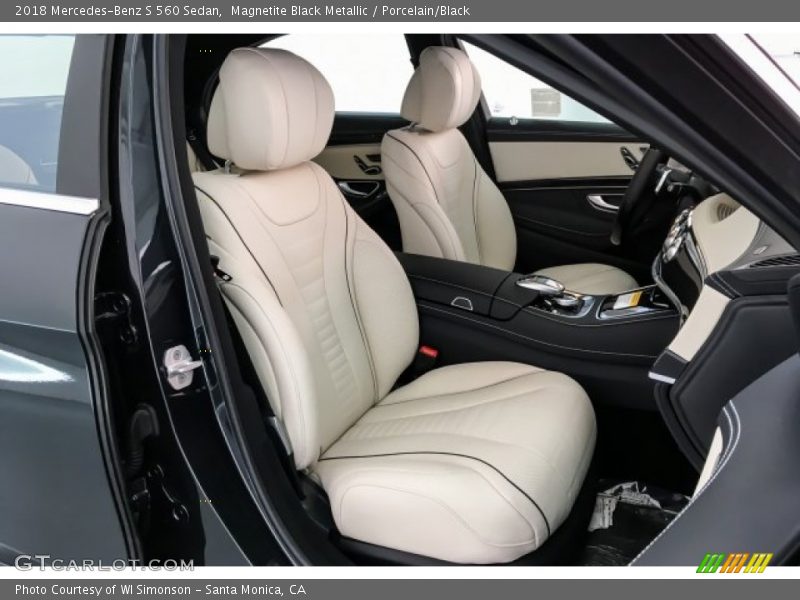 Magnetite Black Metallic / Porcelain/Black 2018 Mercedes-Benz S 560 Sedan
