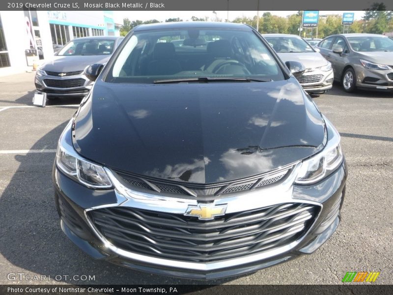 Mosaic Black Metallic / Black 2019 Chevrolet Cruze LS