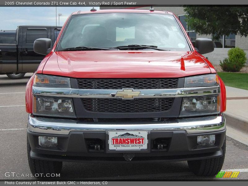 Victory Red / Sport Pewter 2005 Chevrolet Colorado Z71 Crew Cab 4x4