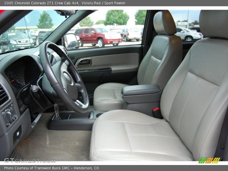 Victory Red / Sport Pewter 2005 Chevrolet Colorado Z71 Crew Cab 4x4