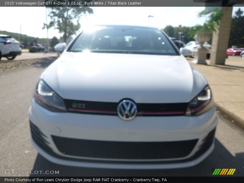 Pure White / Titan Black Leather 2015 Volkswagen Golf GTI 4-Door 2.0T SE