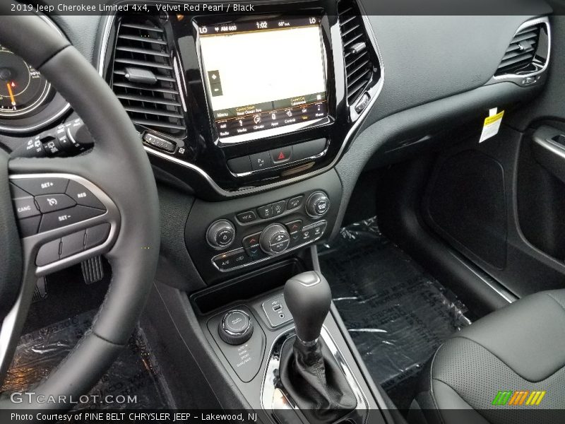 Velvet Red Pearl / Black 2019 Jeep Cherokee Limited 4x4