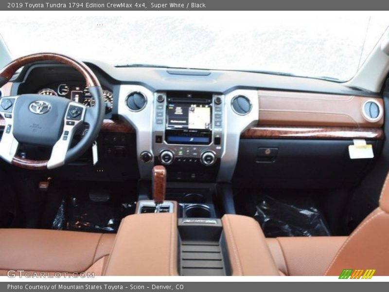 Super White / Black 2019 Toyota Tundra 1794 Edition CrewMax 4x4