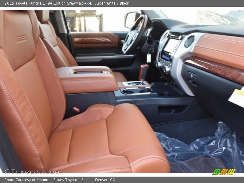 Super White / Black 2019 Toyota Tundra 1794 Edition CrewMax 4x4