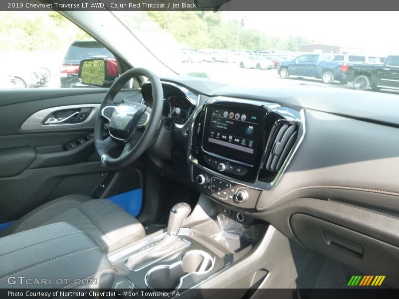 Cajun Red Tintcoat / Jet Black 2019 Chevrolet Traverse LT AWD