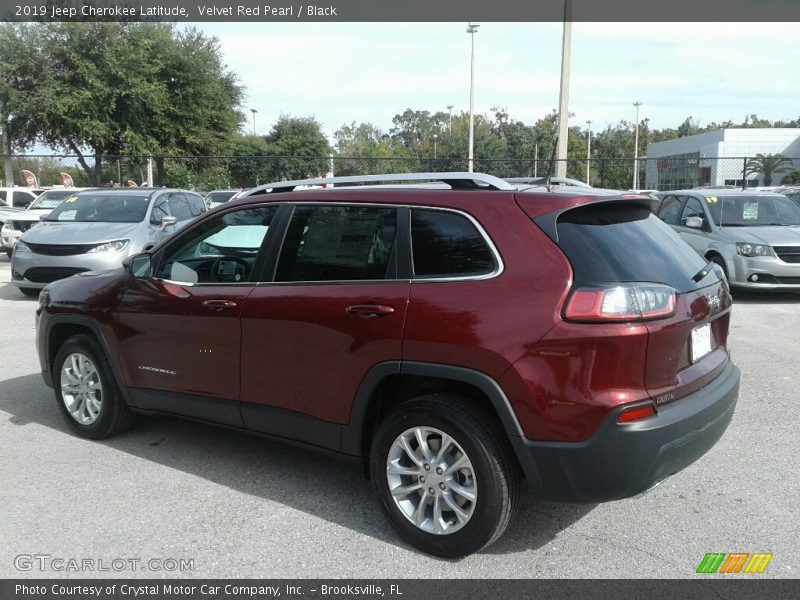 Velvet Red Pearl / Black 2019 Jeep Cherokee Latitude