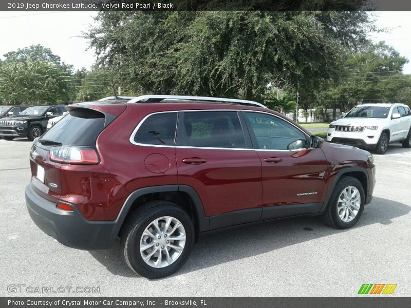 Velvet Red Pearl / Black 2019 Jeep Cherokee Latitude