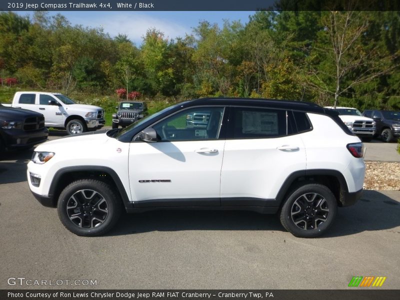  2019 Compass Trailhawk 4x4 White
