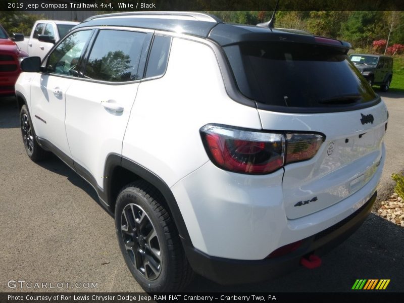 White / Black 2019 Jeep Compass Trailhawk 4x4