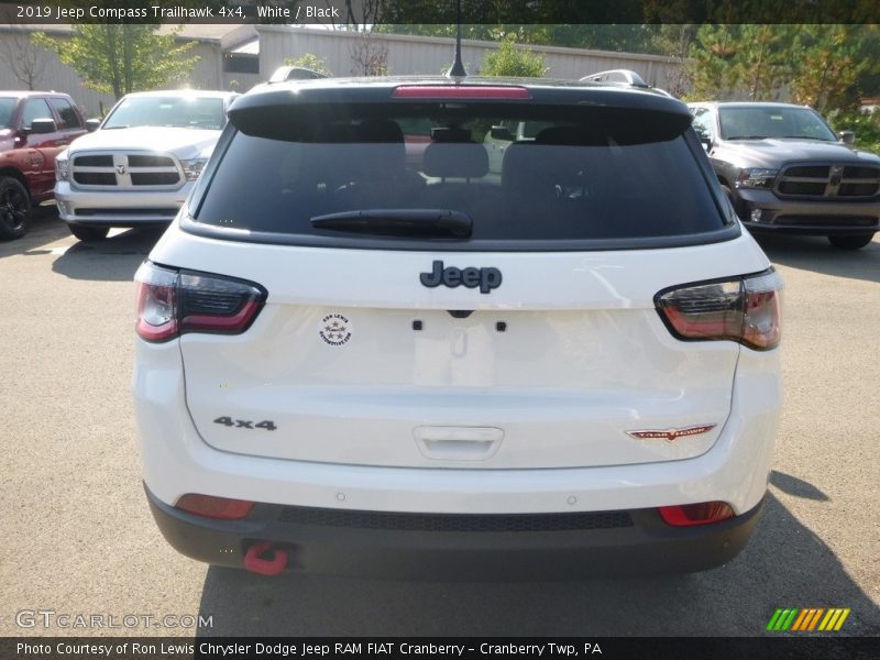 White / Black 2019 Jeep Compass Trailhawk 4x4