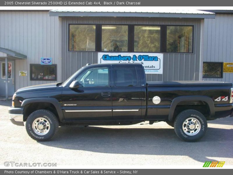 Black / Dark Charcoal 2005 Chevrolet Silverado 2500HD LS Extended Cab 4x4