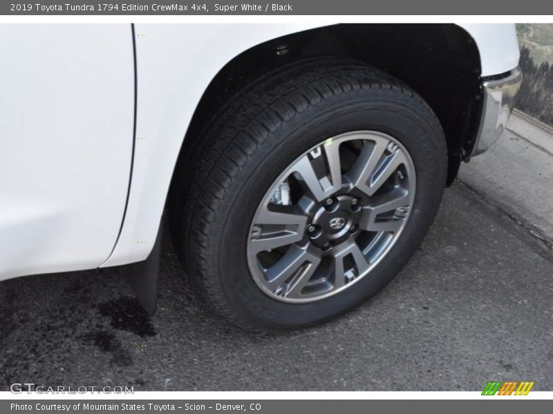 Super White / Black 2019 Toyota Tundra 1794 Edition CrewMax 4x4