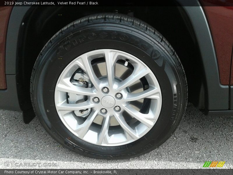 Velvet Red Pearl / Black 2019 Jeep Cherokee Latitude
