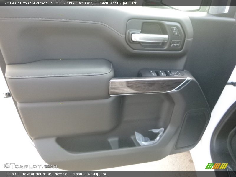 Summit White / Jet Black 2019 Chevrolet Silverado 1500 LTZ Crew Cab 4WD