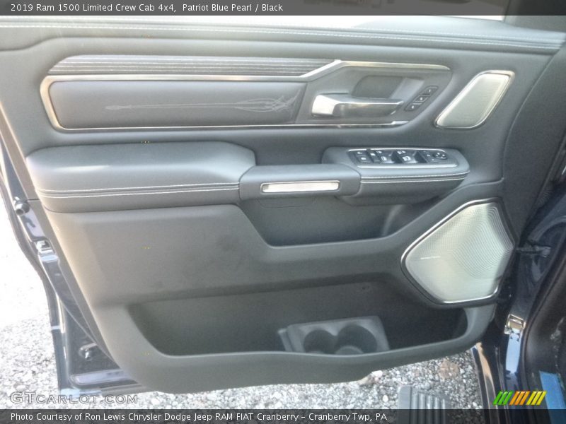 Patriot Blue Pearl / Black 2019 Ram 1500 Limited Crew Cab 4x4