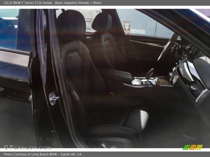 Black Sapphire Metallic / Black 2019 BMW 5 Series 530i Sedan