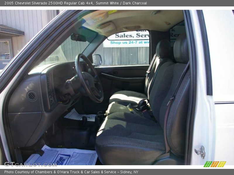 Summit White / Dark Charcoal 2005 Chevrolet Silverado 2500HD Regular Cab 4x4