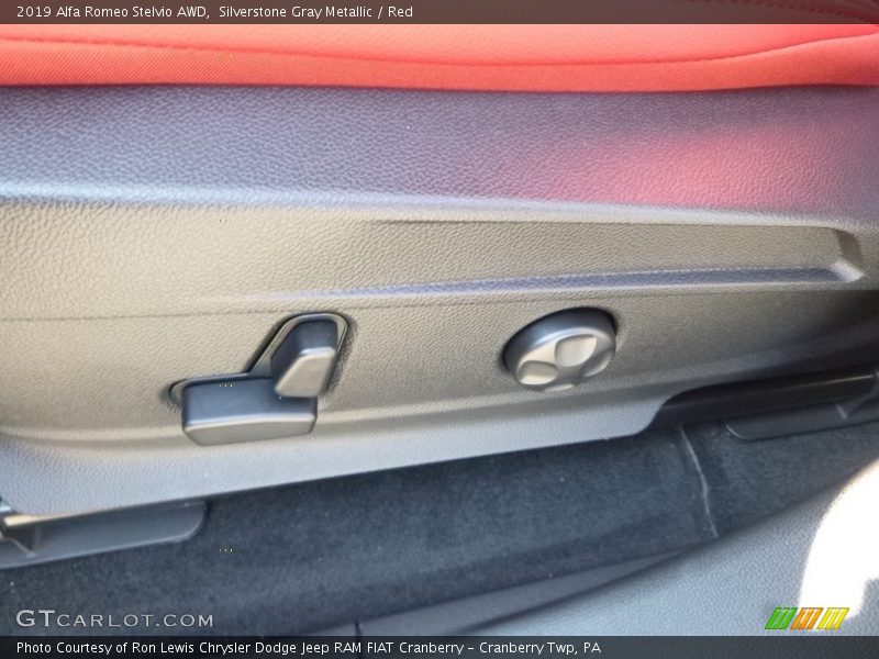 Silverstone Gray Metallic / Red 2019 Alfa Romeo Stelvio AWD