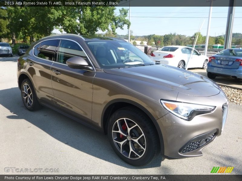 Front 3/4 View of 2019 Stelvio Ti AWD