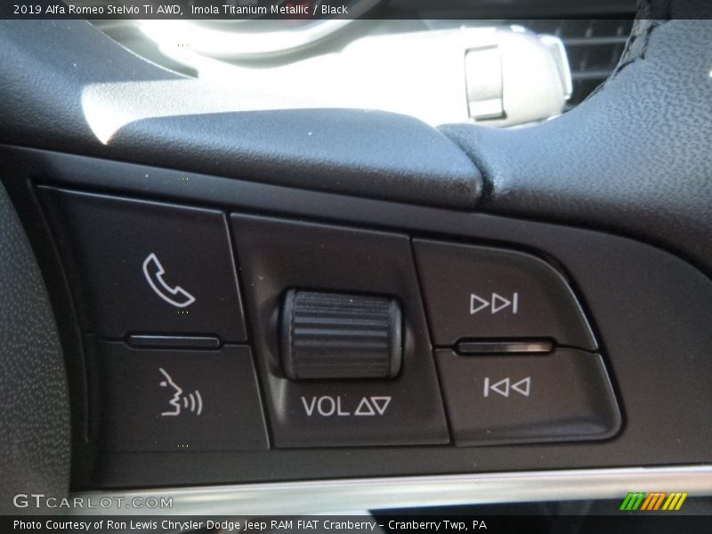 Imola Titanium Metallic / Black 2019 Alfa Romeo Stelvio Ti AWD