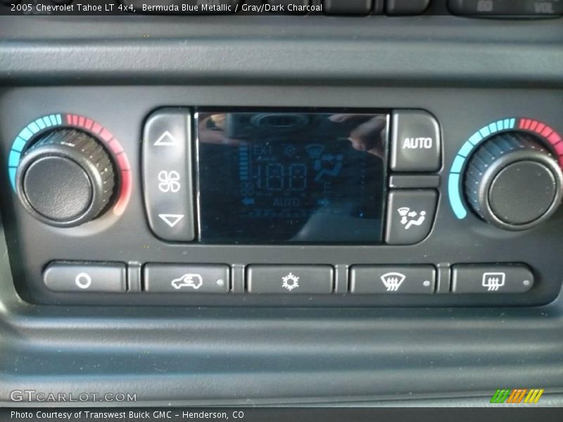 Bermuda Blue Metallic / Gray/Dark Charcoal 2005 Chevrolet Tahoe LT 4x4