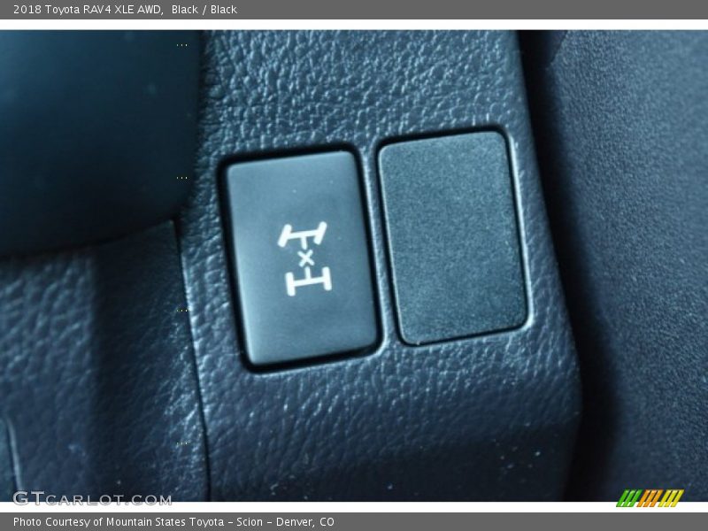 Black / Black 2018 Toyota RAV4 XLE AWD