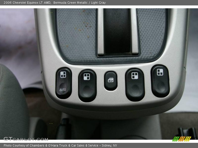 Bermuda Green Metallic / Light Gray 2006 Chevrolet Equinox LT AWD