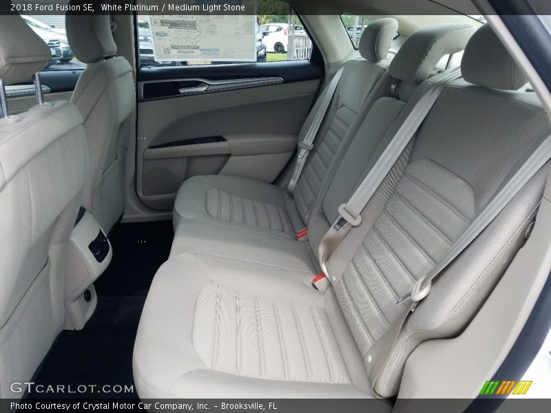 White Platinum / Medium Light Stone 2018 Ford Fusion SE