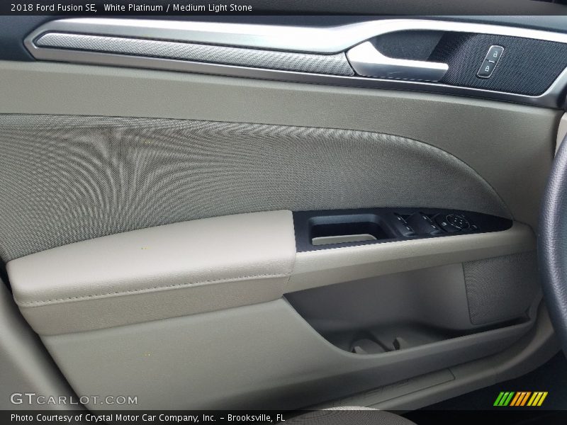 White Platinum / Medium Light Stone 2018 Ford Fusion SE