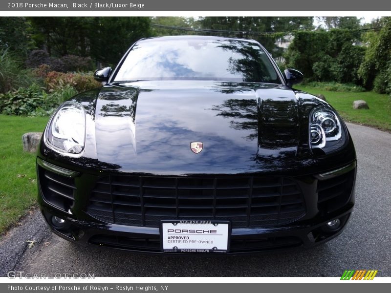 Black / Black/Luxor Beige 2018 Porsche Macan