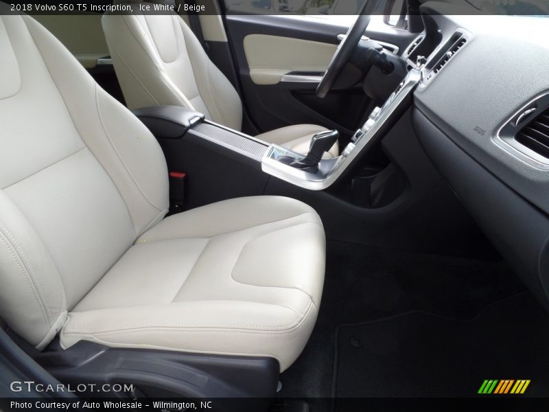 Front Seat of 2018 S60 T5 Inscription