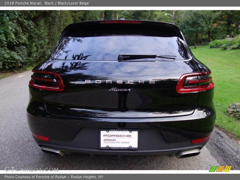 Black / Black/Luxor Beige 2018 Porsche Macan