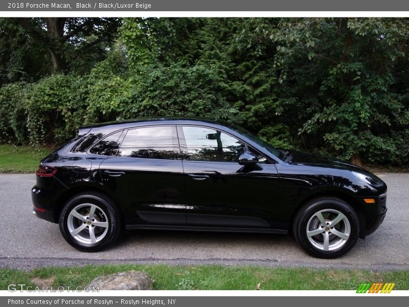 Black / Black/Luxor Beige 2018 Porsche Macan