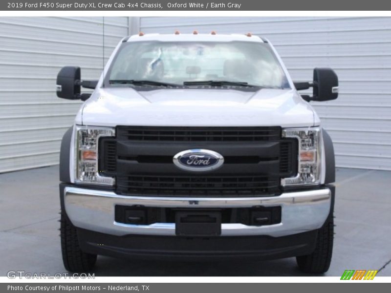 Oxford White / Earth Gray 2019 Ford F450 Super Duty XL Crew Cab 4x4 Chassis
