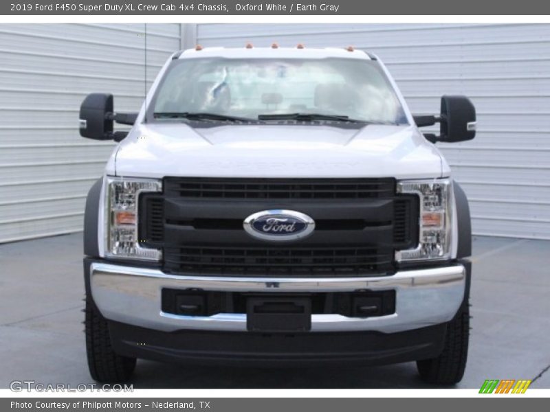 Oxford White / Earth Gray 2019 Ford F450 Super Duty XL Crew Cab 4x4 Chassis