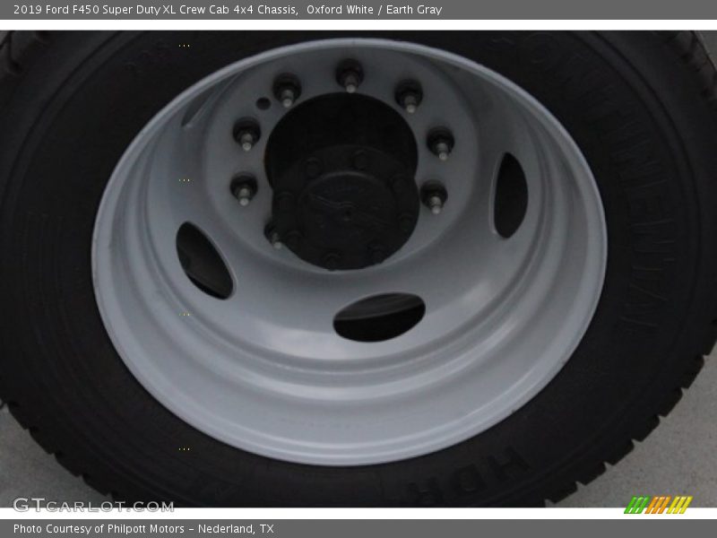  2019 F450 Super Duty XL Crew Cab 4x4 Chassis Wheel
