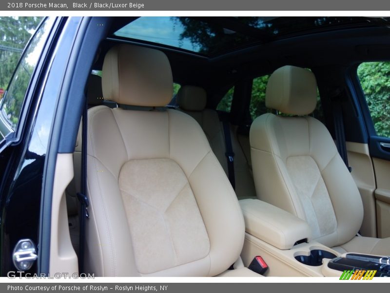 Black / Black/Luxor Beige 2018 Porsche Macan