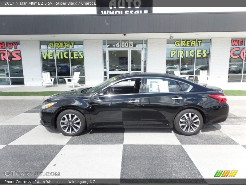Super Black / Charcoal 2017 Nissan Altima 2.5 SV