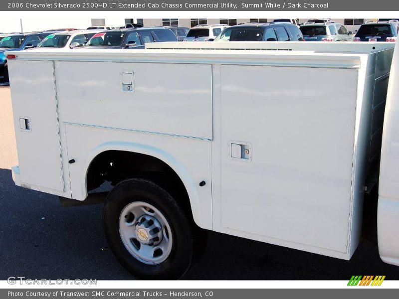Summit White / Dark Charcoal 2006 Chevrolet Silverado 2500HD LT Extended Cab Chassis Commercial Utility