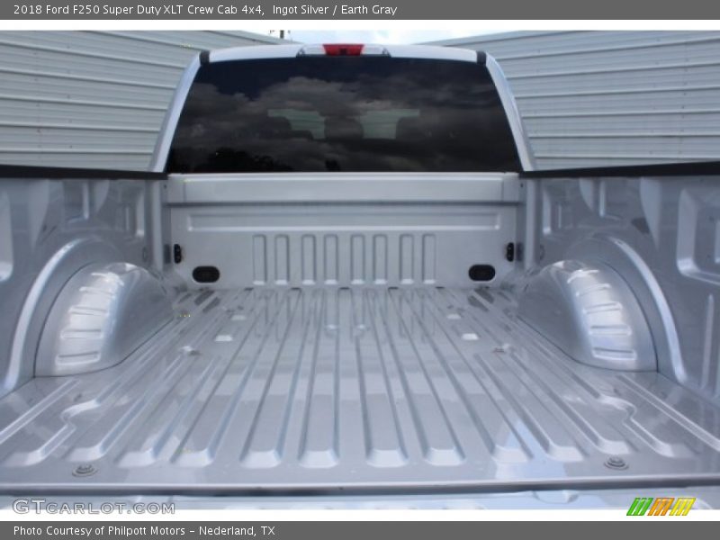 Ingot Silver / Earth Gray 2018 Ford F250 Super Duty XLT Crew Cab 4x4