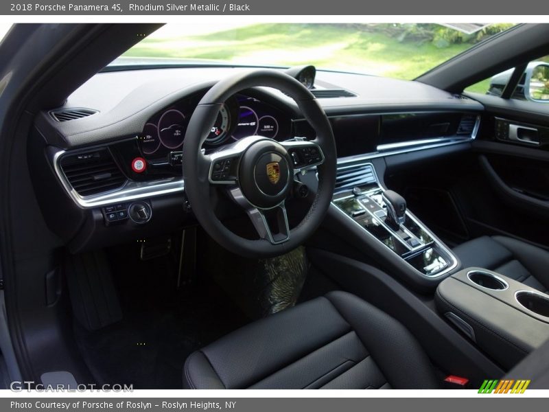 Rhodium Silver Metallic / Black 2018 Porsche Panamera 4S