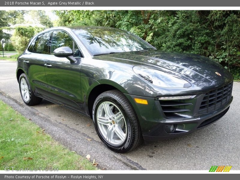 Agate Grey Metallic / Black 2018 Porsche Macan S