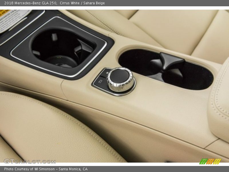 Cirrus White / Sahara Beige 2018 Mercedes-Benz GLA 250