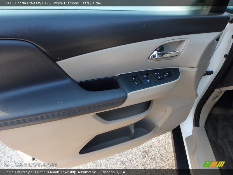 White Diamond Pearl / Gray 2016 Honda Odyssey EX-L