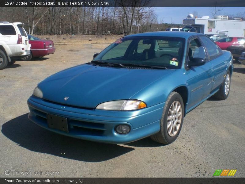 Island Teal Satin Glow / Gray 1997 Dodge Intrepid Sedan