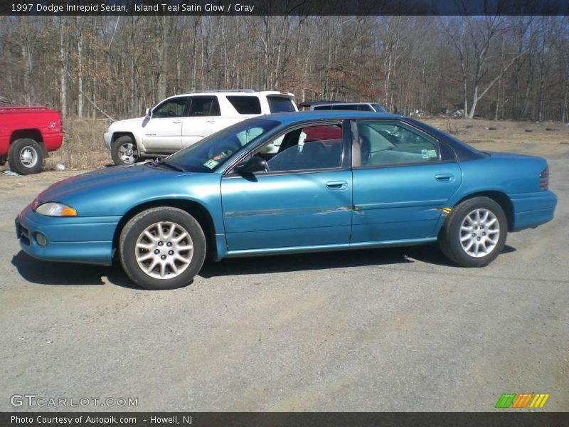 Island Teal Satin Glow / Gray 1997 Dodge Intrepid Sedan