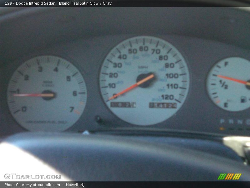 Island Teal Satin Glow / Gray 1997 Dodge Intrepid Sedan